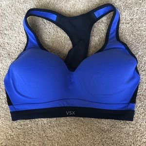 Victoria secret sports bra 32d